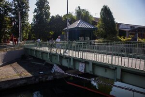 0540-Pont tournant de la darse du fond de Rouvray
