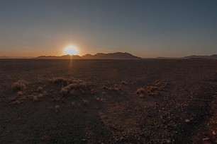 Namib desert To/Vers Sossusvlei