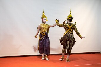 20251104_191859_7381 null