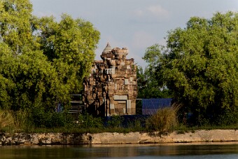 20251108_160358_7875 null