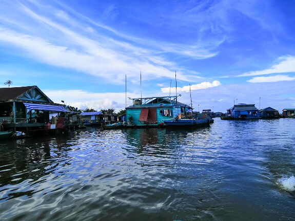 040 Kampong Luong