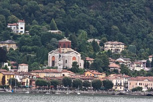 Levono Lac majeur, Italie