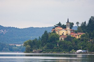 Levono Lac majeur, Italie