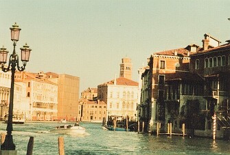 venise19980002_01 null