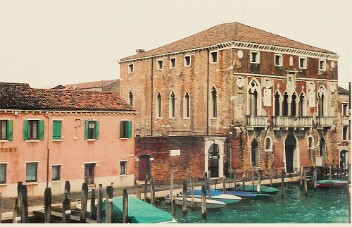venise20040002_01 null