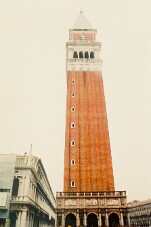 venise20040003_01 null